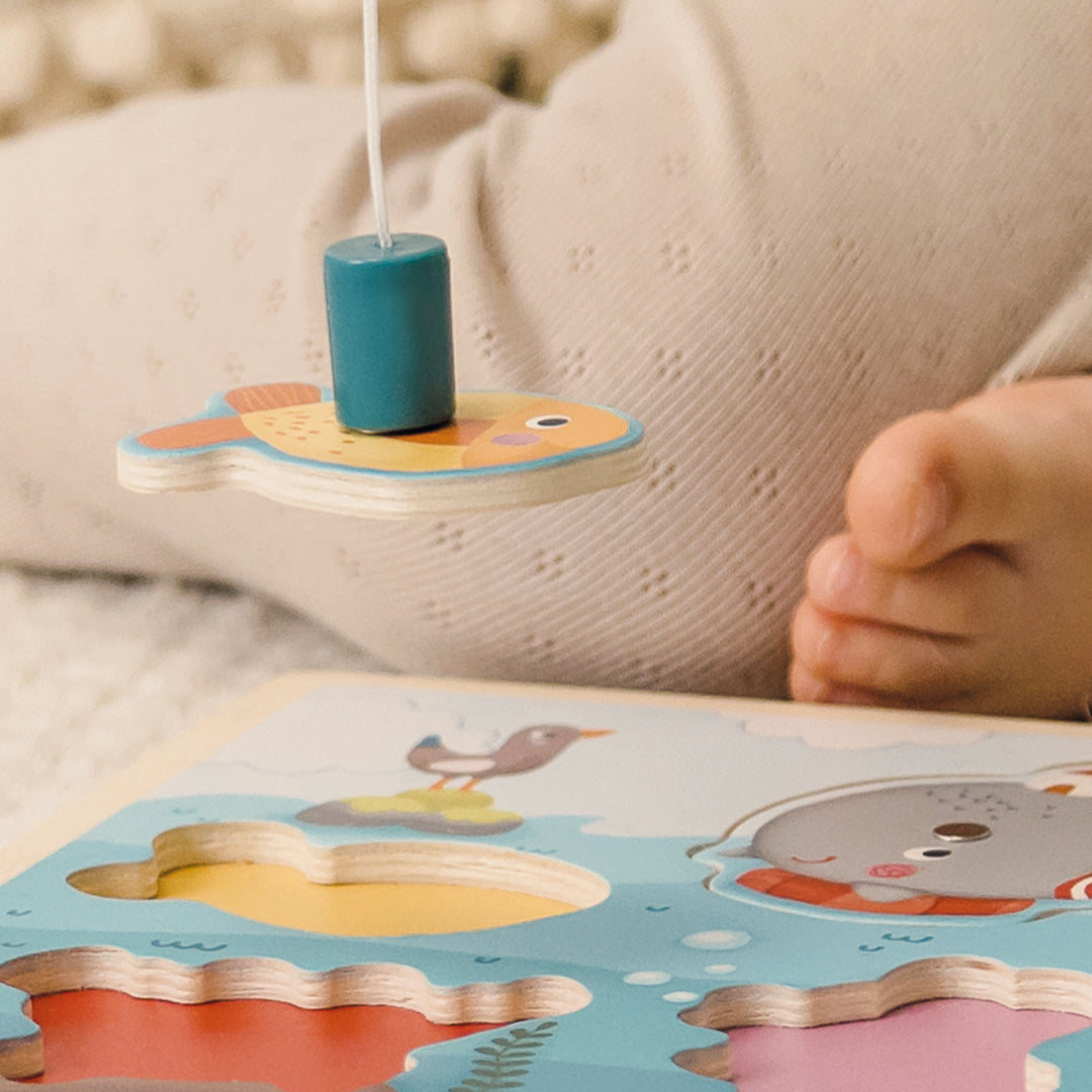 Puzzle jeu de pêche "Vilma la baleine aime la mer"