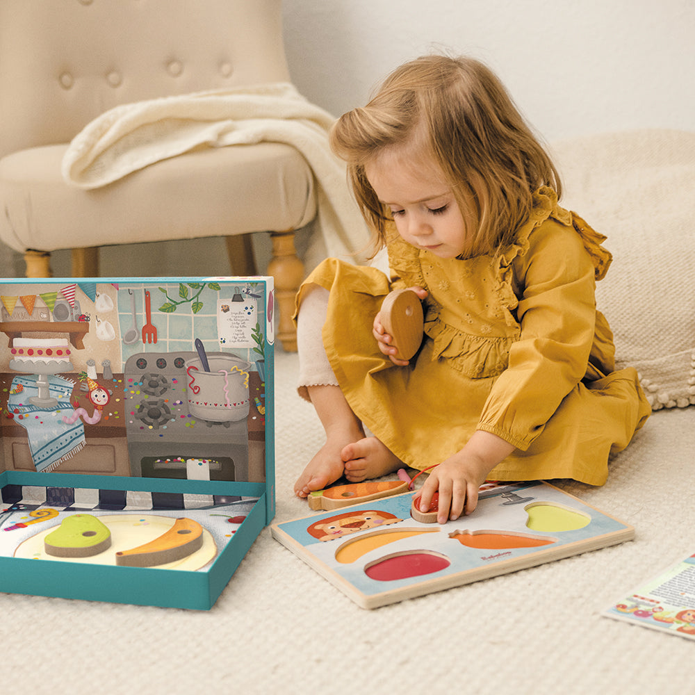 Puzzle à enfiler "Petit ver adore manger"